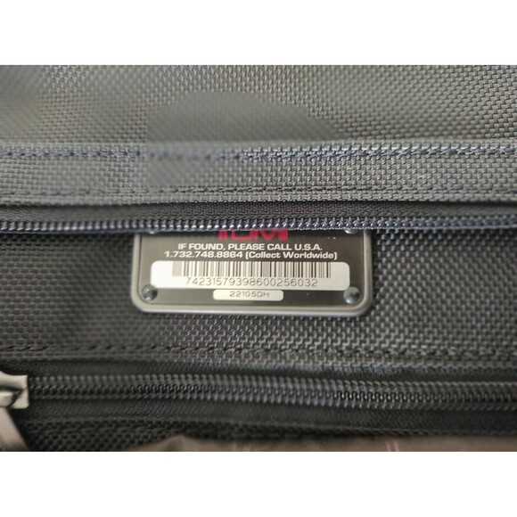 TUMI Alpha Small Flap Crossbody Grey Shoulder Bag Pouch 22105DH 10.5"×12.2"x1.7" - Picture 6 of 16